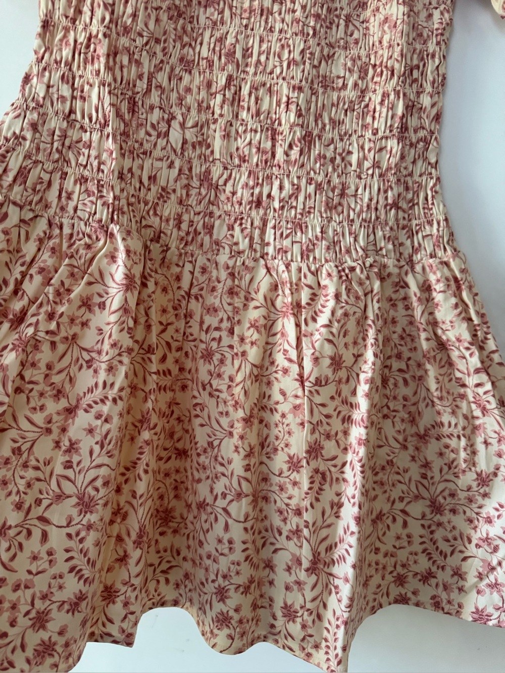NWT Size 4 - Reformation Leannah Dress Color Corinne - Picture 6 of 14